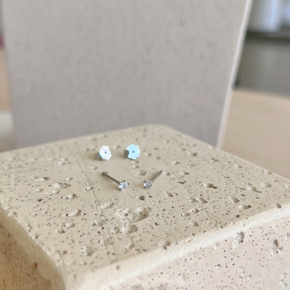 [Vivid Aurora]Delicate Solitaire Earrings