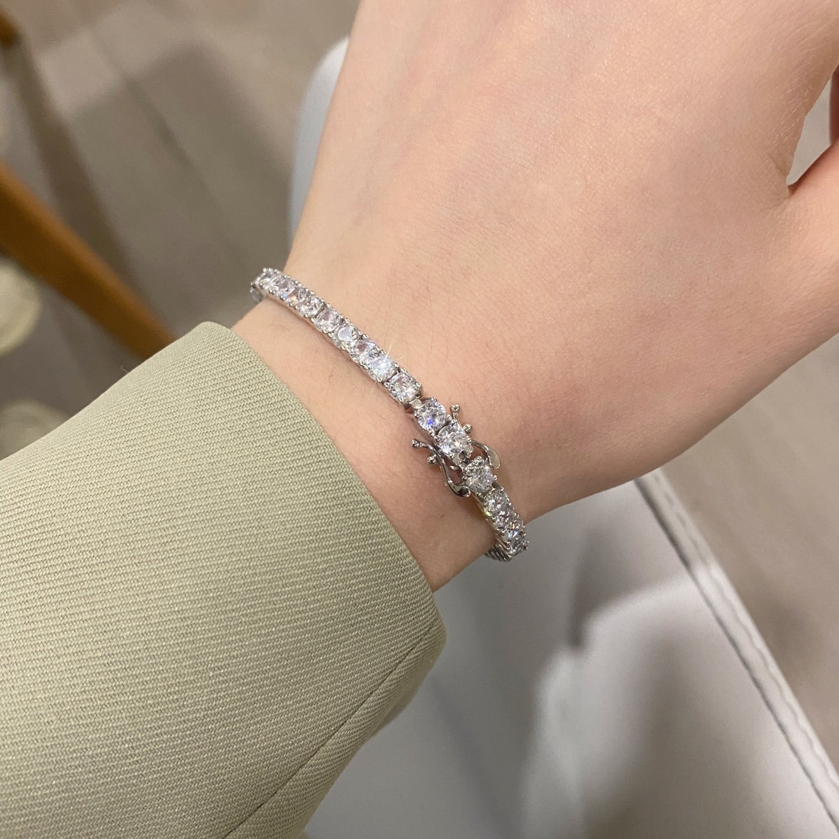 [Vivid Aurora]Luxurious Ornate Round Cut Tennis Bracelet